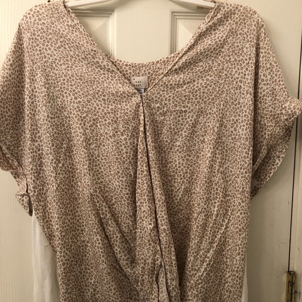 Animal printed deep v blouse